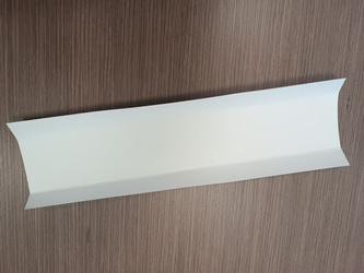 Tacka biała na zapiekankę  33 x 10 (paczka 500 szt).